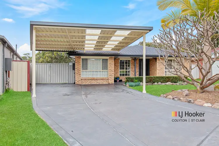 7 Martin Grove, Colyton NSW 2760