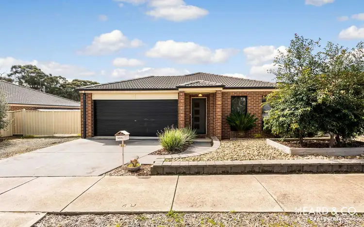 11 Falcon Drive, California Gully VIC 3556