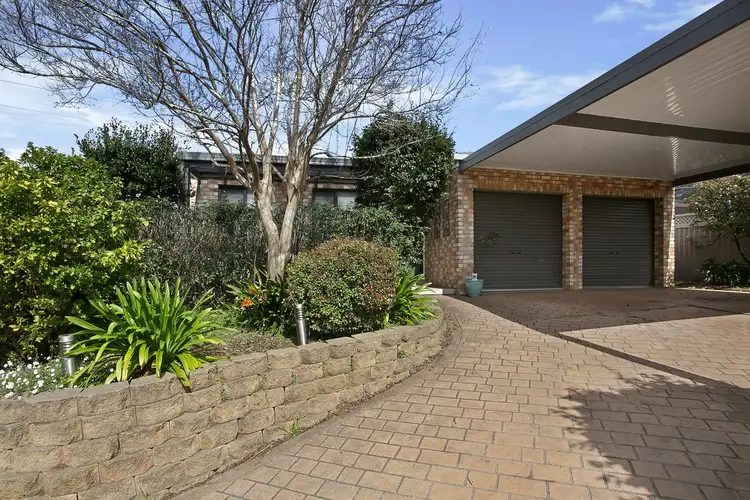 7 Stephano Place, Rosemeadow NSW 2560