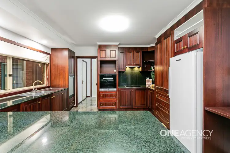 Sixth view of Homely house listing, 18 Gowrie Court, Seabrook VIC 3028