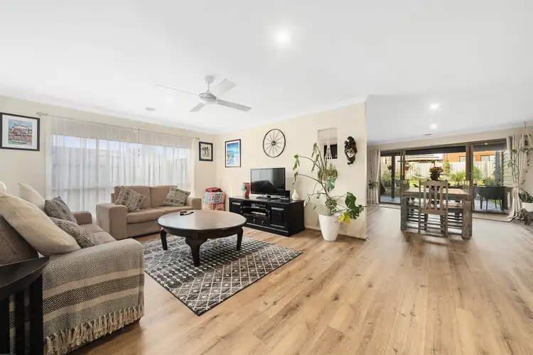 Second view of Homely house listing, 16 Garnet Close, Skye VIC 3977