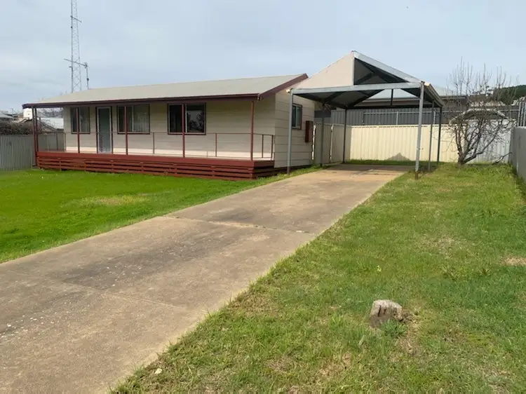 62 Blyth Road, Clare SA 5453