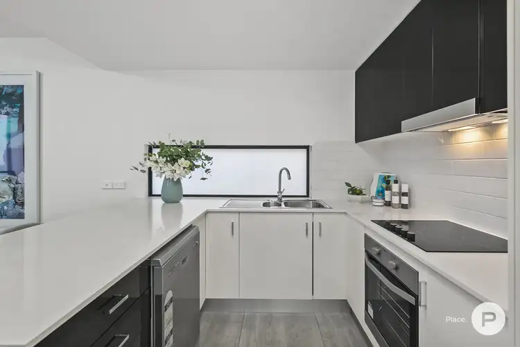 Fourth view of Homely apartment listing, 4/35 Crown Street, Holland Park West QLD 4121