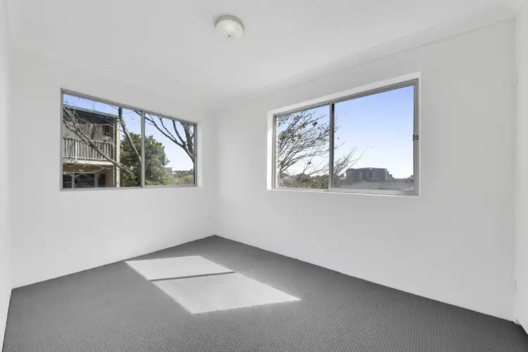 Sixth view of Homely unit listing, 3/485 Rode Road, Chermside QLD 4032