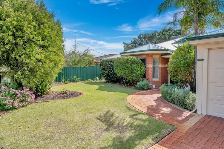Seventh view of Homely house listing, 1 Esk Court, Greenfields WA 6210