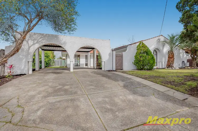 23 Burrendah Boulevard, Willetton WA 6155
