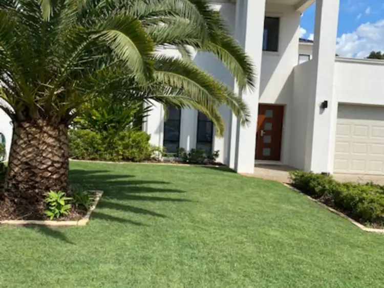 8386 Magnolia Drive, Hope Island QLD 4212