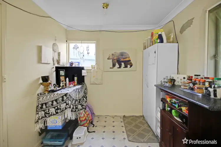 Fifth view of Homely house listing, 6 Townsend Place, Mount Austin NSW 2650