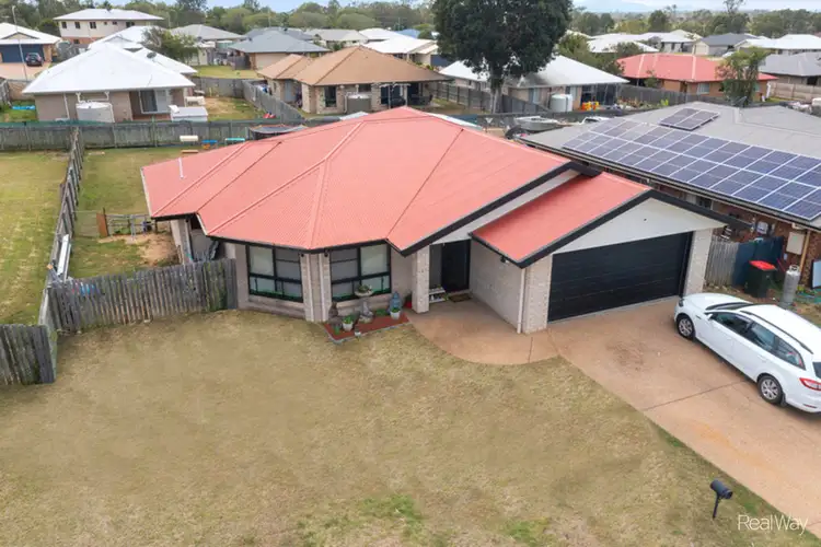 15 Riley Drive, Gracemere QLD 4702