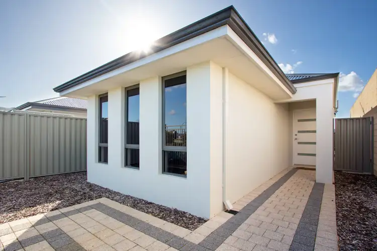 Second view of Homely house listing, 7 Egrove Lane, Piara Waters WA 6112