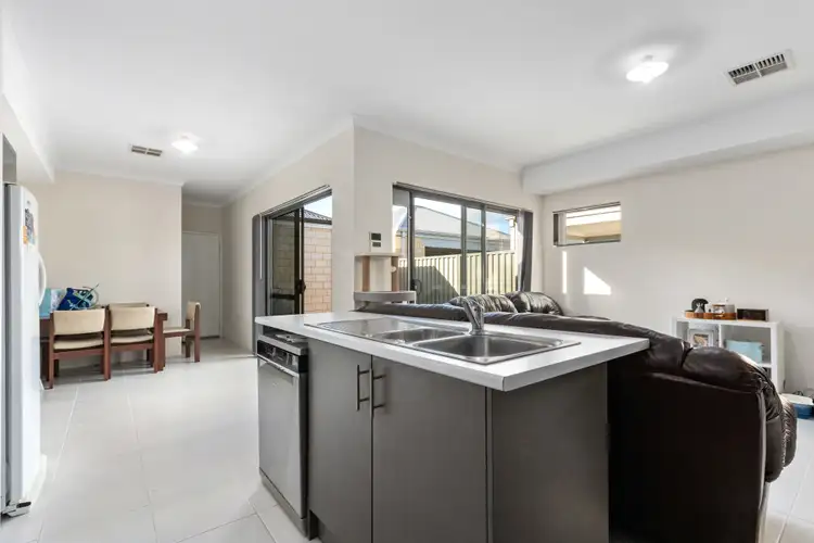 Fifth view of Homely house listing, 7 Egrove Lane, Piara Waters WA 6112