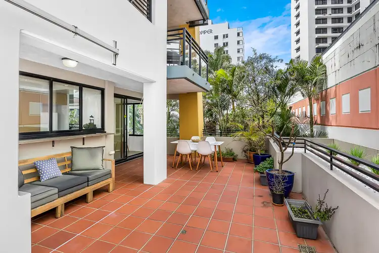 Main view of Homely apartment listing, 2/6 Albert Avenue, Broadbeach QLD 4218