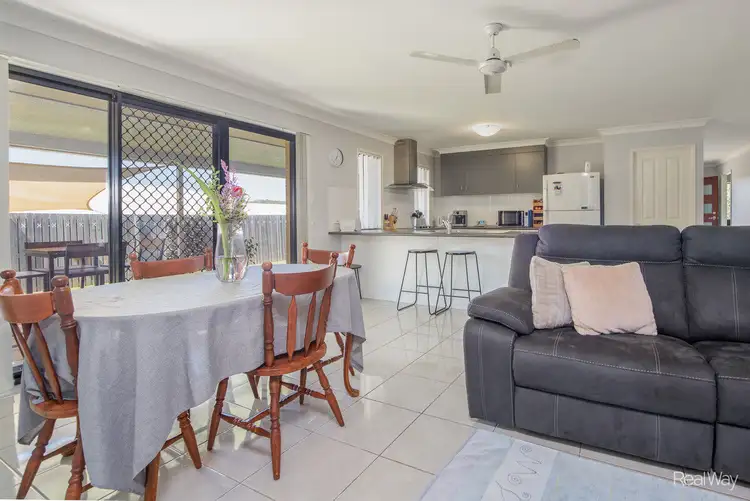 12 Spence Court, Kirkwood QLD 4680