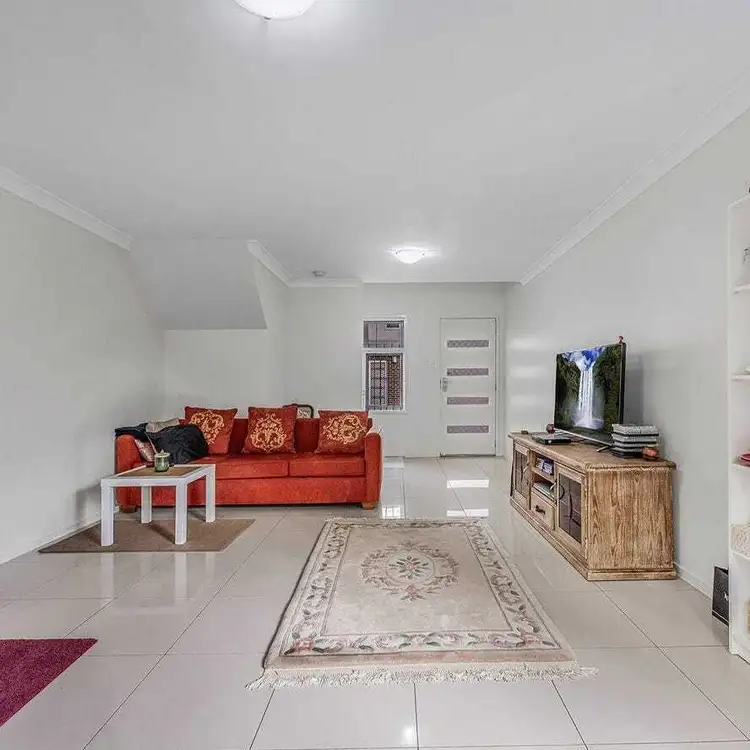Second view of Homely unit listing, 6/10 Veronica Court, Kallangur QLD 4503