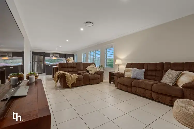 Fourth view of Homely house listing, 8 Aqua Court, Cameron Park NSW 2285