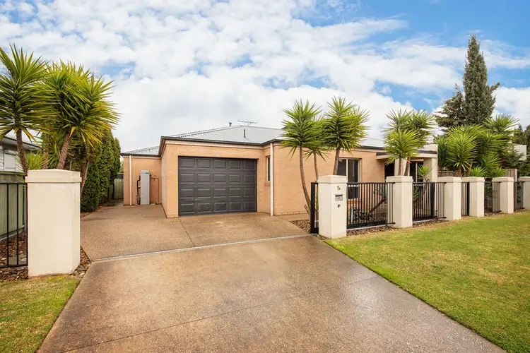 Second view of Homely townhouse listing, 1a Snowdon Street, Wodonga VIC 3690