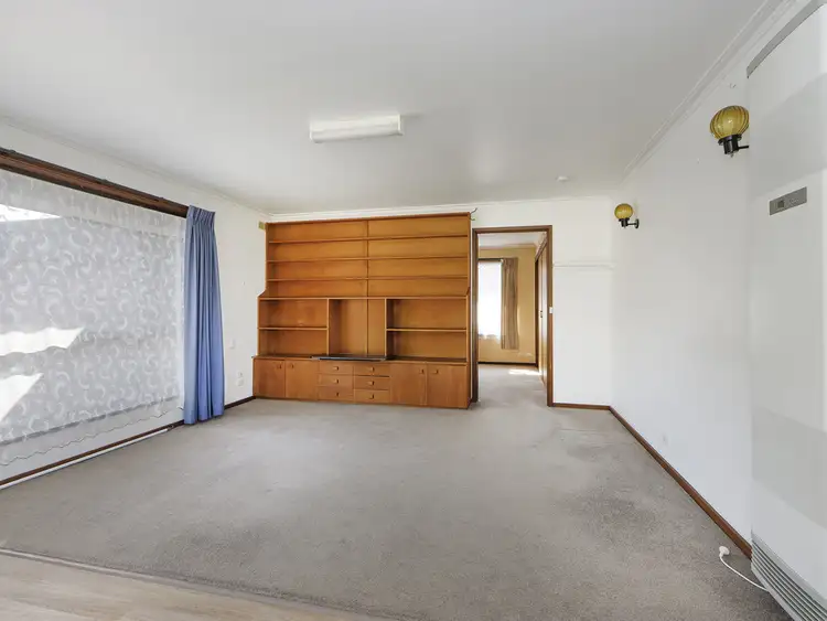 Fifth view of Homely house listing, 2/195 - 197 Macarthur Street, Sale VIC 3850