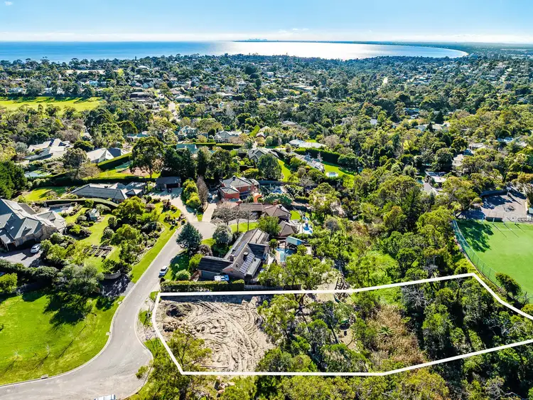 11 Merrigal Court, Frankston South VIC 3199