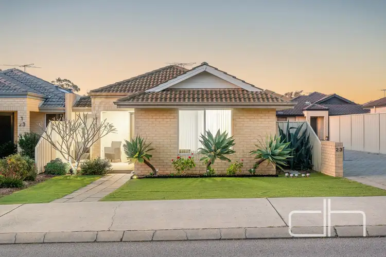 2/23 Cooper Street, Madeley WA 6065