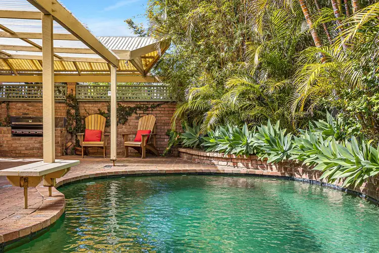 Second view of Homely house listing, 3/28 Potter Avenue, Salter Point WA 6152