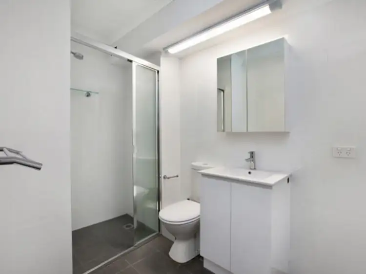 Fifth view of Homely unit listing, 27/90 Blues Point Road, Mcmahons Point NSW 2060