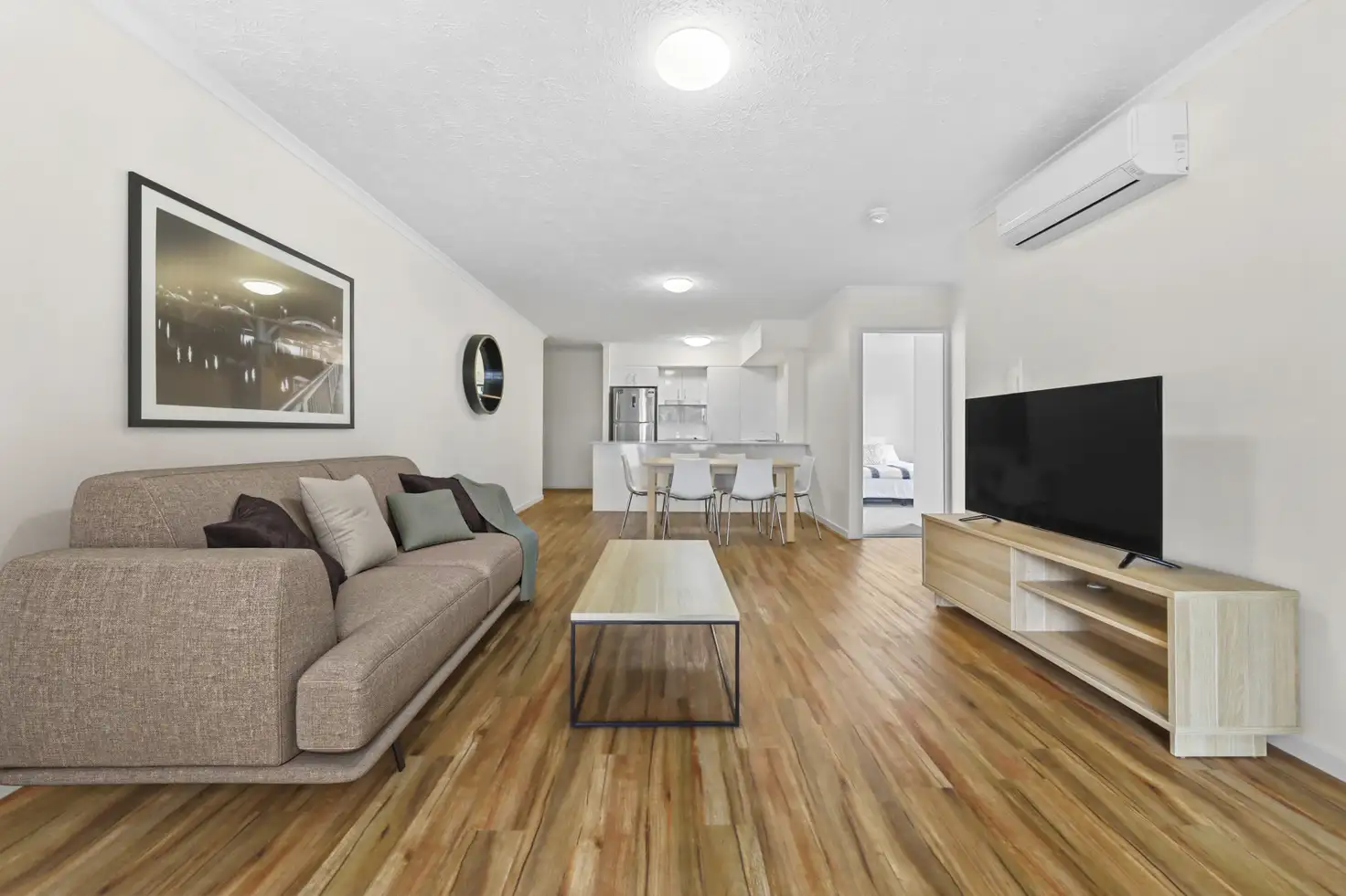 Main view of Homely unit listing, 21/45 Regent Street, Woolloongabba QLD 4102