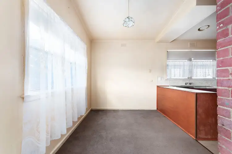Fifth view of Homely house listing, 16 Mathieson Street, Sale VIC 3850