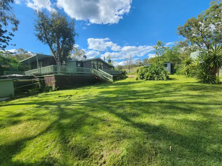 3847 New England Highway, Thornville QLD 4352
