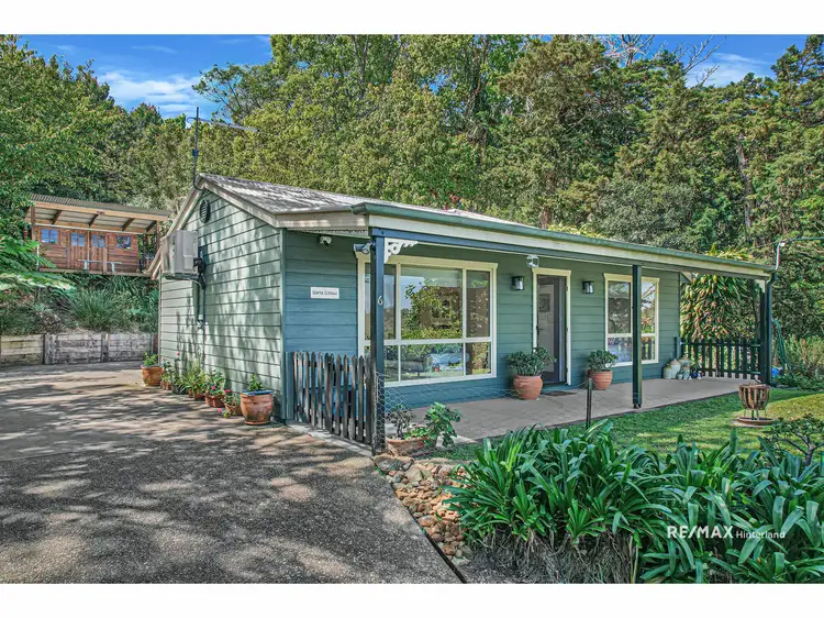 6 Wattle Street, Maleny QLD 4552