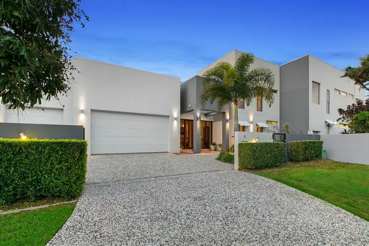 5 Antigua Court, Kawana Island QLD 4575