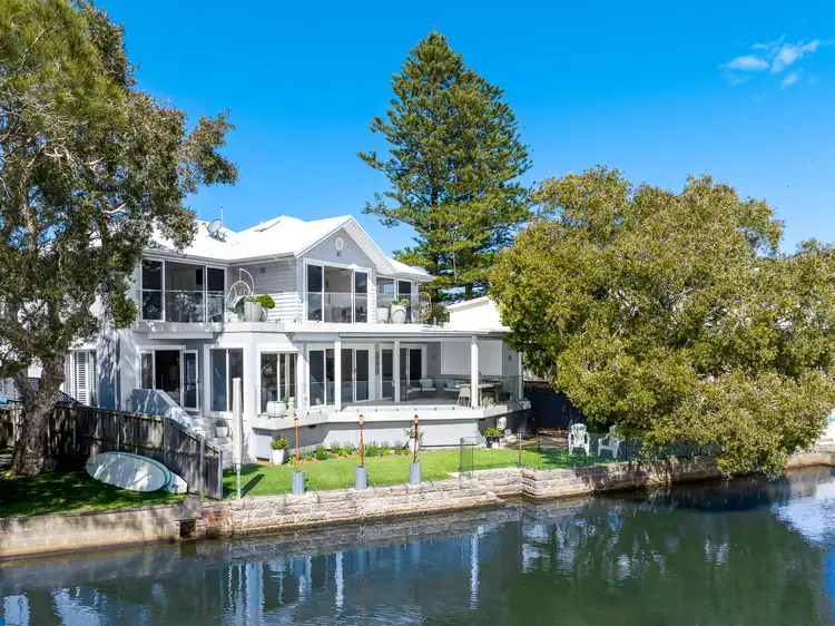 26 Ocean View Drive, Wamberal NSW 2260