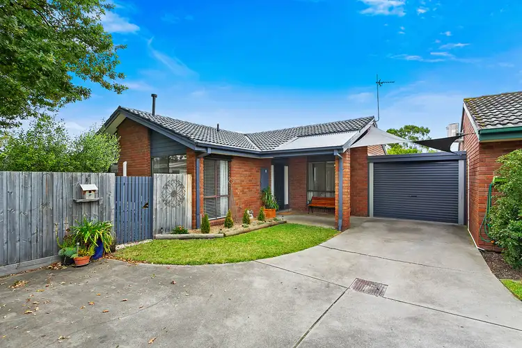 3/70 Barkly Street