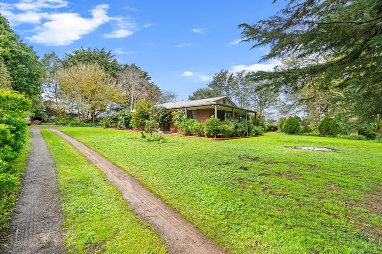 Fourth view of Homely house listing, 6 Bellamy Close, Warragul VIC 3820