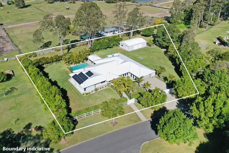 8 Samuel Drive, Tallebudgera QLD 4228