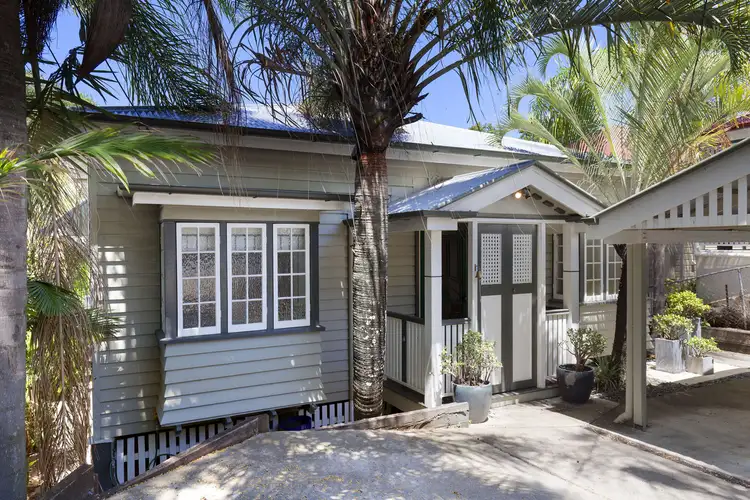 53 Wentworth Parade, Balmoral QLD 4171