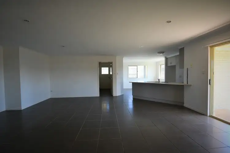 Fifth view of Homely house listing, 8 Doongarra Crescent, Gracemere QLD 4702