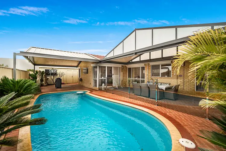 19 Heatherlea Parkway, Leeming WA 6149