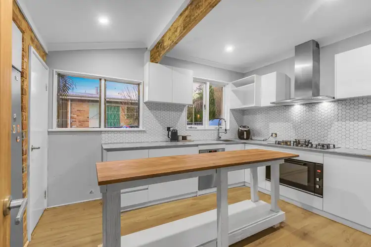 27 Tredale Avenue, Mount Richon WA 6112