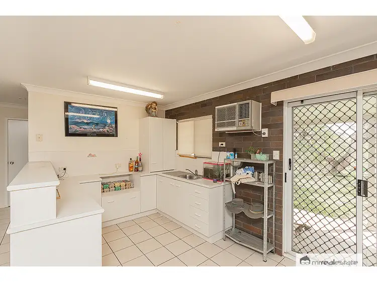 Second view of Homely house listing, 114 Fons Drive, Glendale QLD 4711