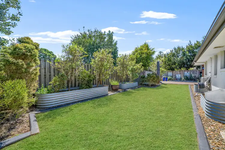 Second view of Homely house listing, 8 Griffin Place, Nudgee QLD 4014