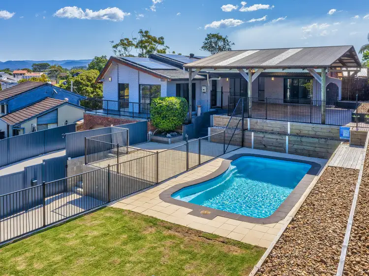 2/5 Kittani Crescent, Ashmore QLD 4214