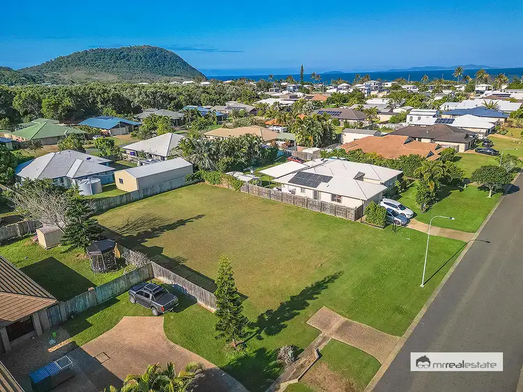 20 Blue Water Boulevard, Mulambin QLD 4703