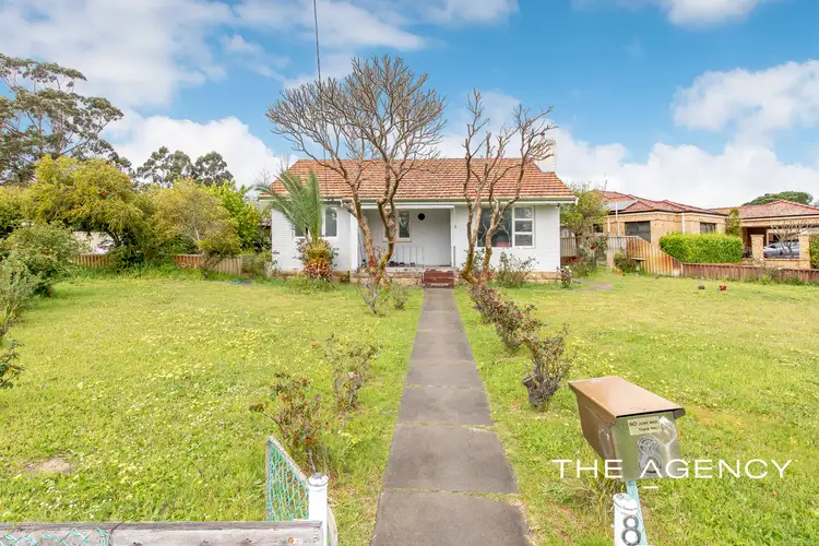 8 Pratt Street, Cloverdale WA 6105