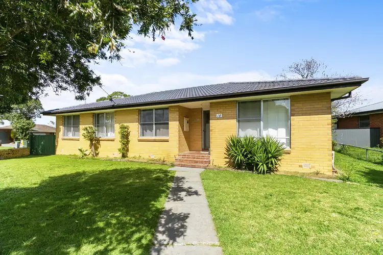 18 Glomar Grove, Sale VIC 3850