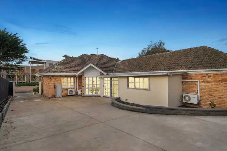 746 Whitehorse Road, Mont Albert VIC 3127