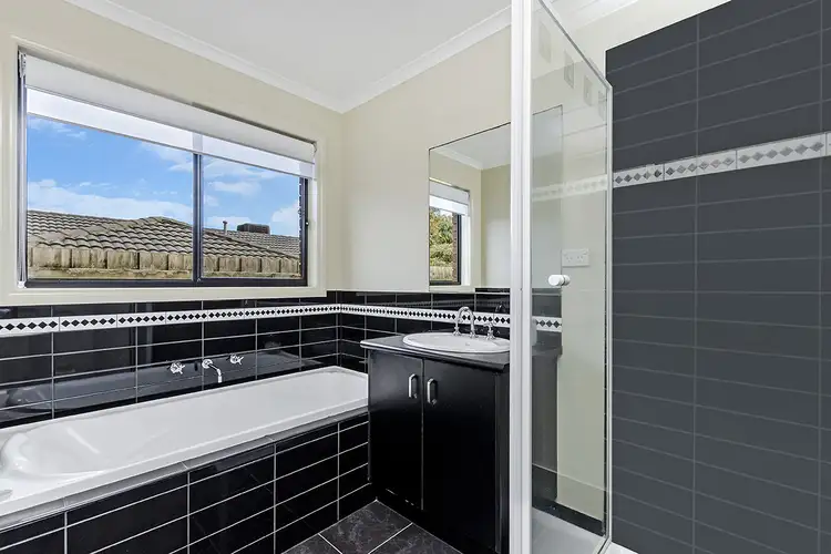 Fifth view of Homely house listing, 9 GREVILLIA Court, Dennington VIC 3280