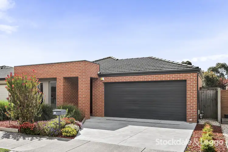26 Hyde Way