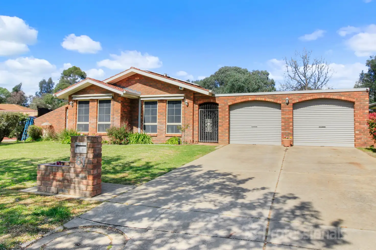 Main view of Homely house listing, 61 Balleroo Crescent, Glenfield Park NSW 2650