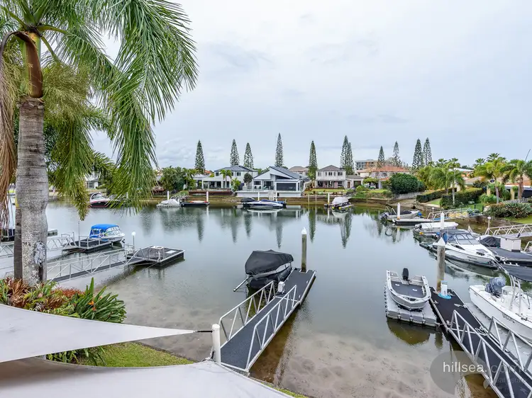 27/76 Bayview Street, Runaway Bay QLD 4216