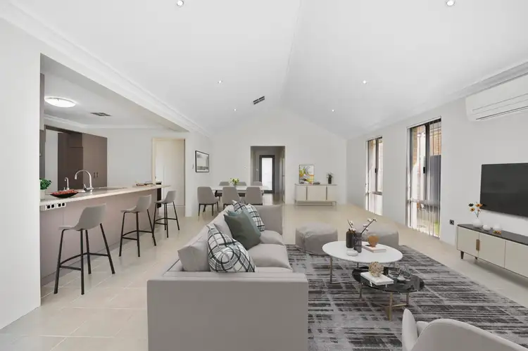 Fifth view of Homely house listing, 2 Linott Close, Baldivis WA 6171
